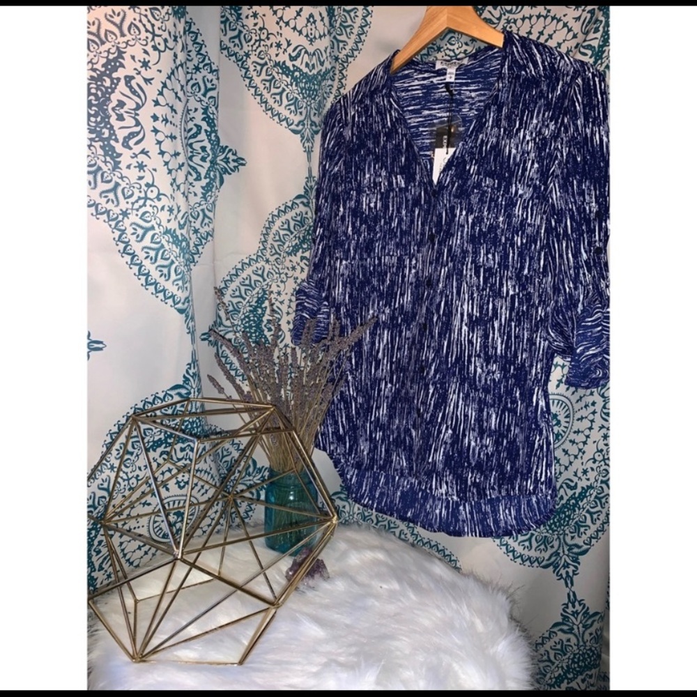 🔆 NWT Express Blue And White Fitted Blouse Sz S